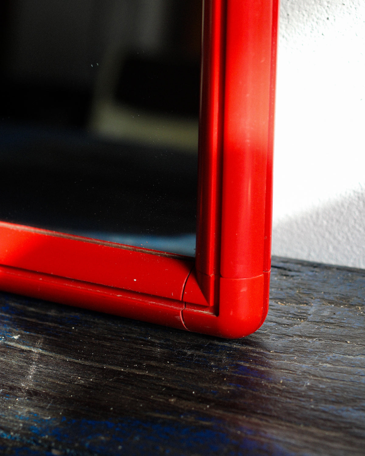 Specchio rettangolare rosso vintage - anni ’80