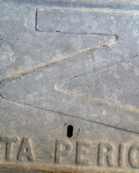 Insegna Touring Club Italiano - Pirelli “Svolta Pericolosa” 1920