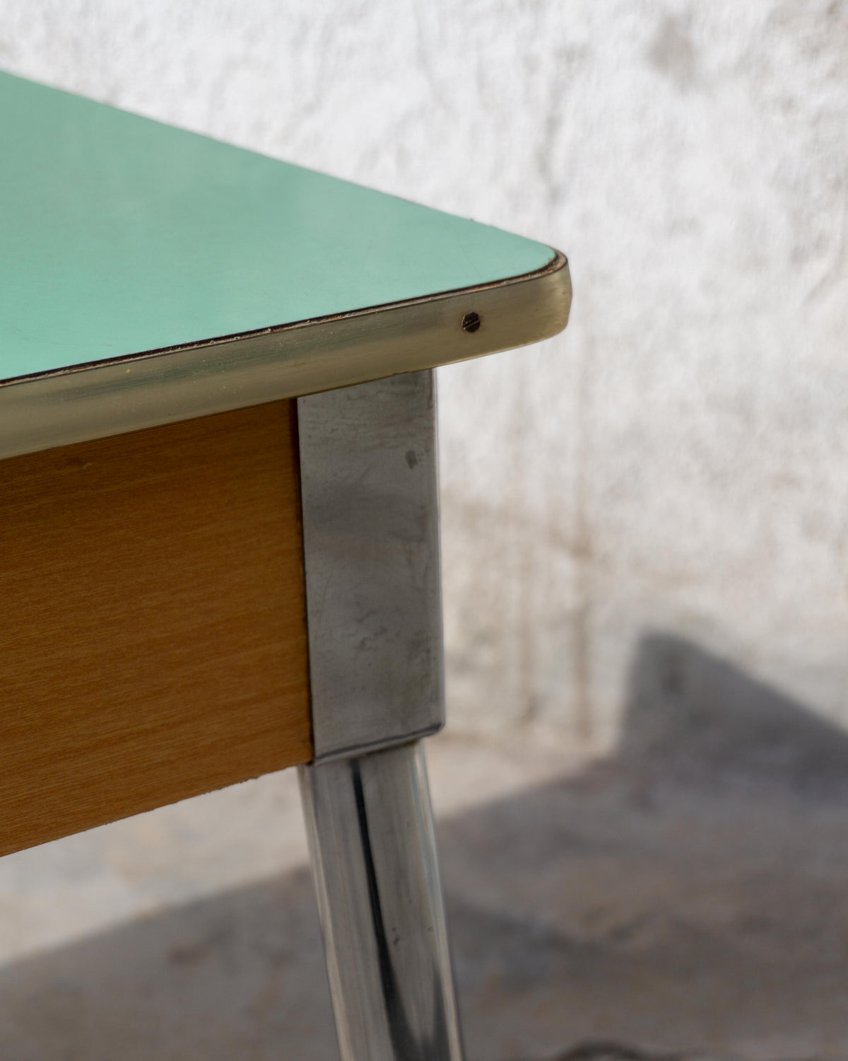 Tavolo in formica turchese - 1970