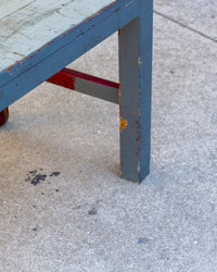 Grande tavolo scaffale industriale vintage in legno – 1970