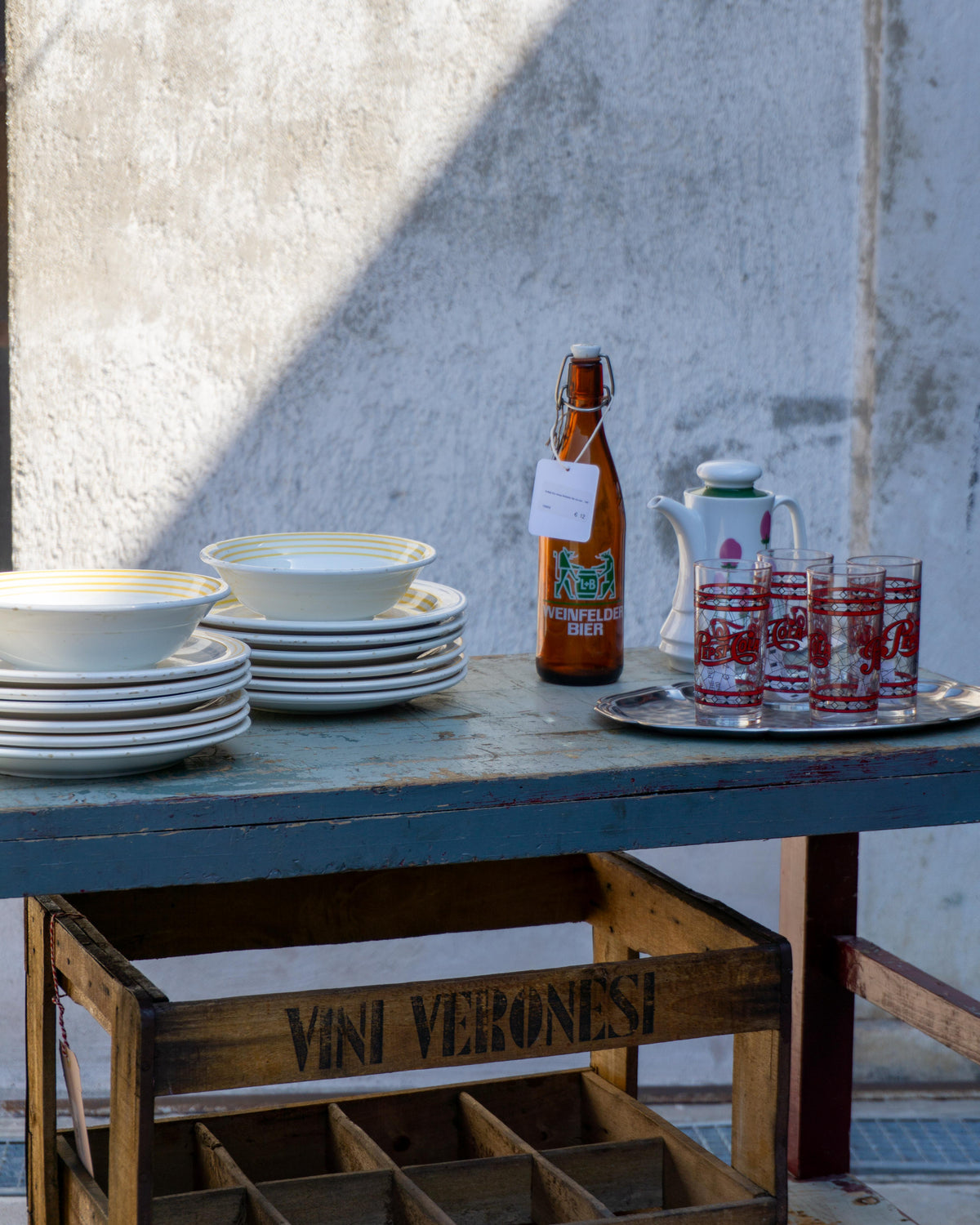 Grande tavolo scaffale industriale vintage in legno – 1970