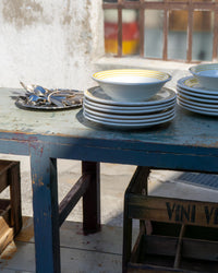 Grande tavolo scaffale industriale vintage in legno – 1970