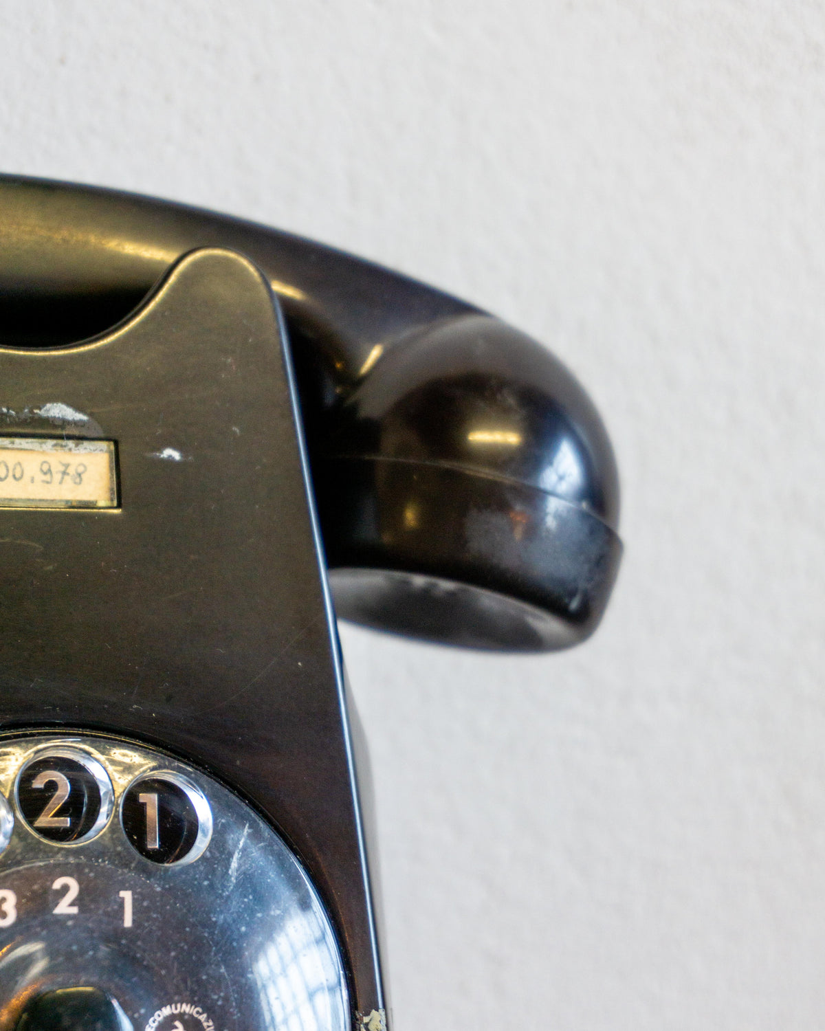 Telefono vintage Siemens in bachelite nera da parete – 1960