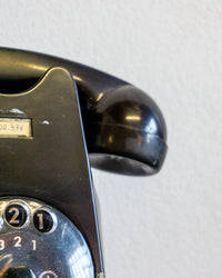 Telefono vintage Siemens in bachelite nera da parete – 1960