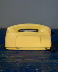 Telefono giallo con rotella – anni ’70