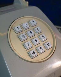 Telefono da casa SIP con tasti numerici – anni ’80
