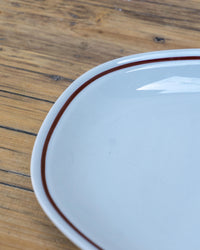 Vassoio in Ceramica Bianca con Bordo Marrone – Vintage